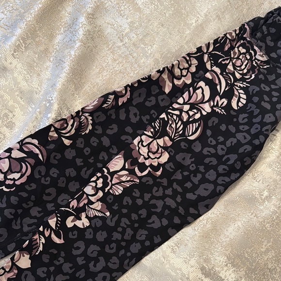 Calvin Klein Performance legging - Picture 2 of 4